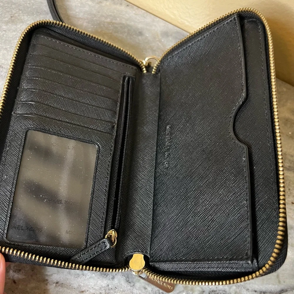 Michael Kors Selma Leather Satchel Bag with Wallet- Black.